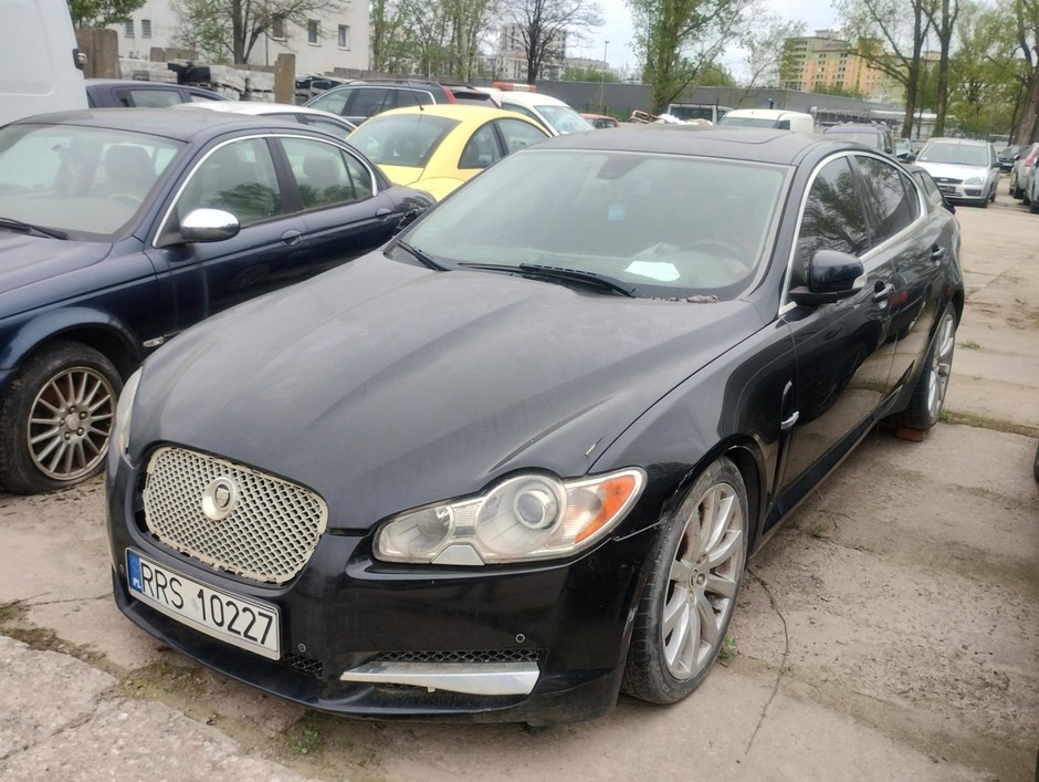 Porzucone samochody oferowane na sprzedaż przez ZDM Warszawa
