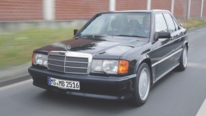 Mercedes 190 E 2.5-16 - Baby-Benz dojrzał dzięki 16V