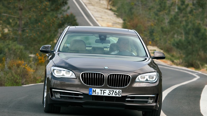 BMW serii 7 przeszło face lifting