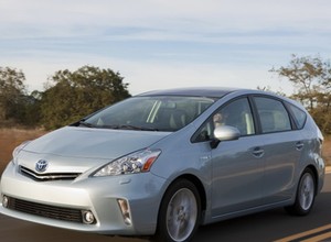 Detroit 2011: taki jest nowy minivan - Toyota V Prius
