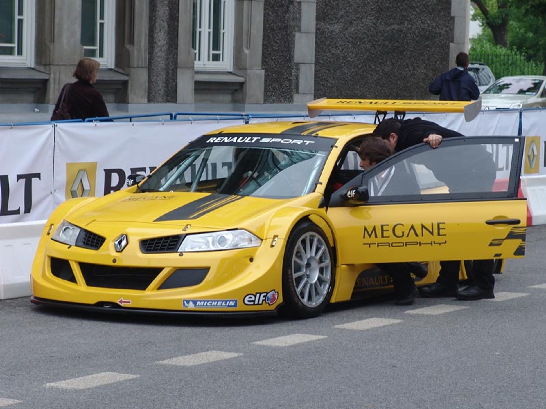 Renault: święto Formuły 1 w Warszawie (fotogaleria)