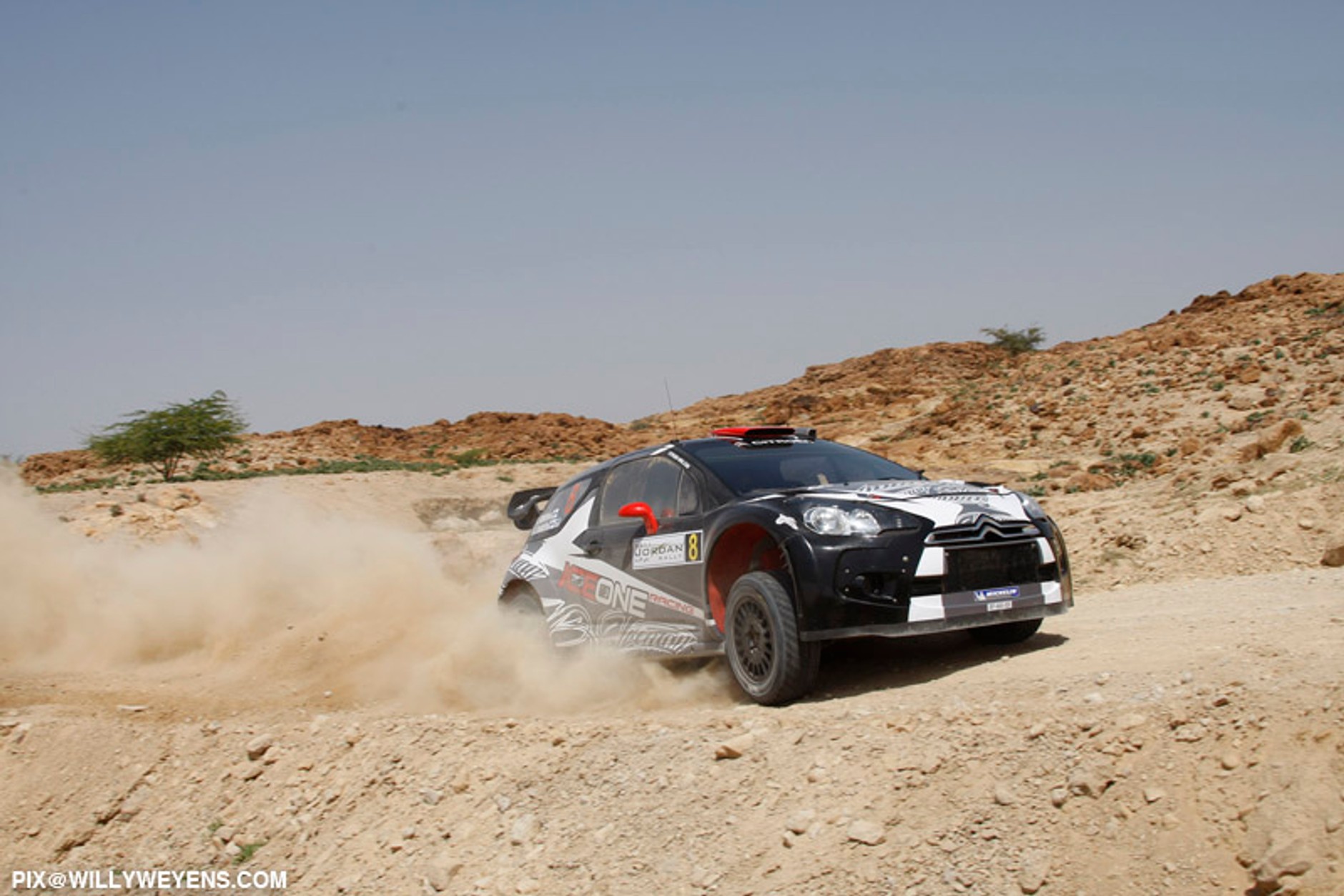 Rajd Jordanii 2011: Ogier lepszy o 0,2 sekundy (wyniki)