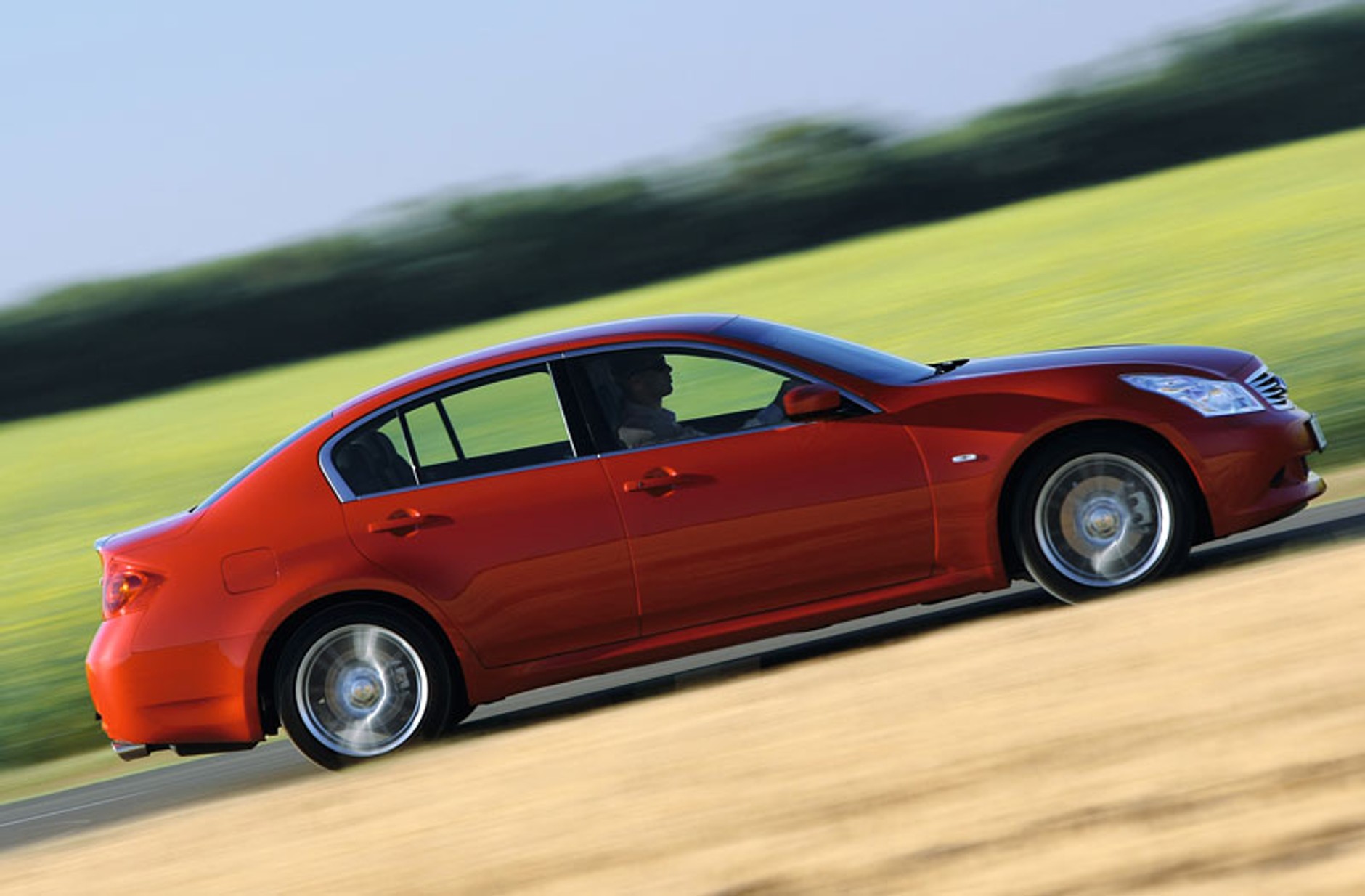 Tokio 2009: Infiniti przygotowuje auto z napedem elektrycznym