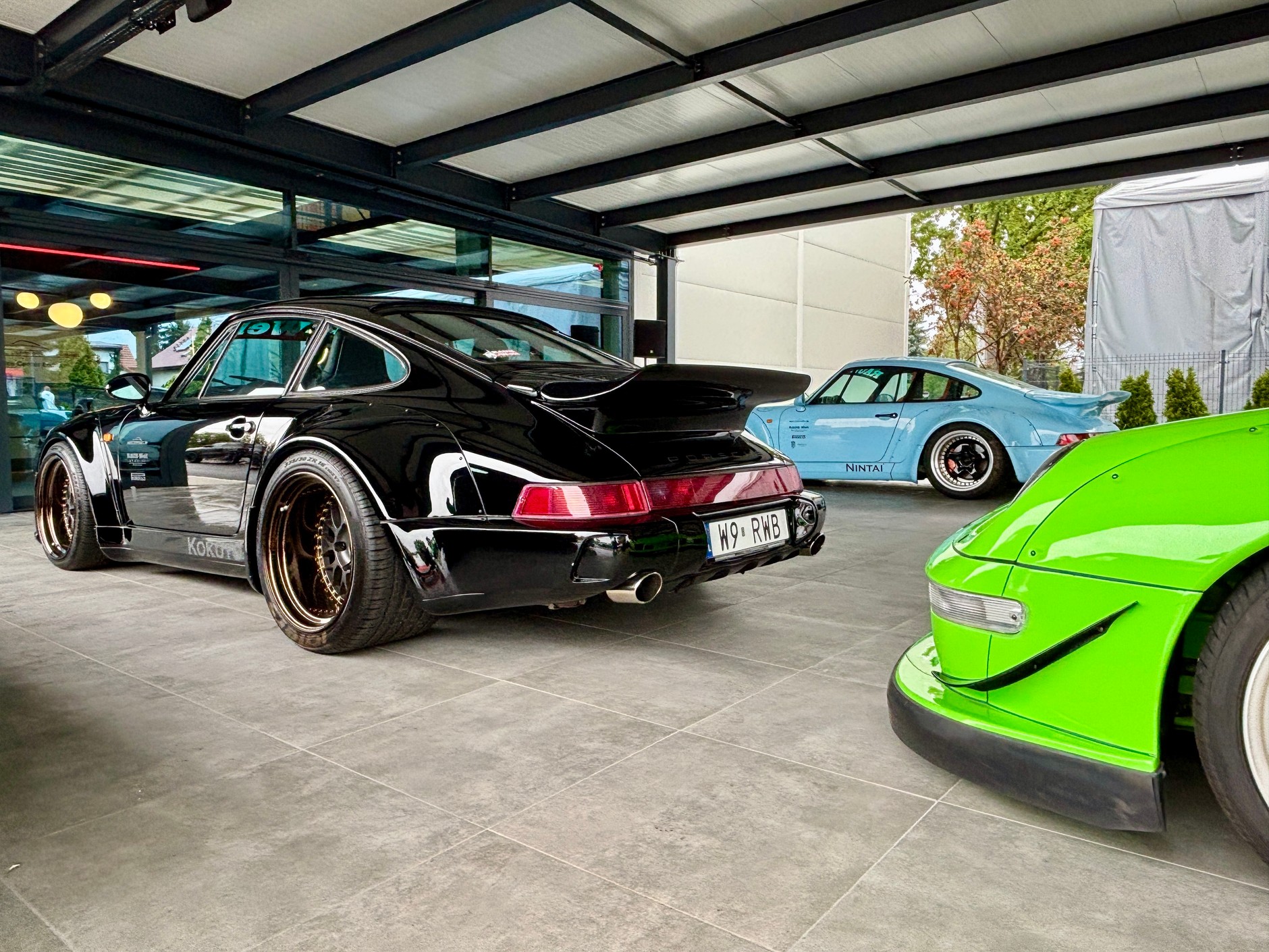 Otwarcie nowej siedziby 911 Garage i budowa kolejnego RWB