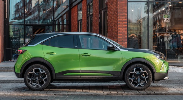 Opel Mokka-e – stylowy „elektryk” z zasięgiem ok. 300 km