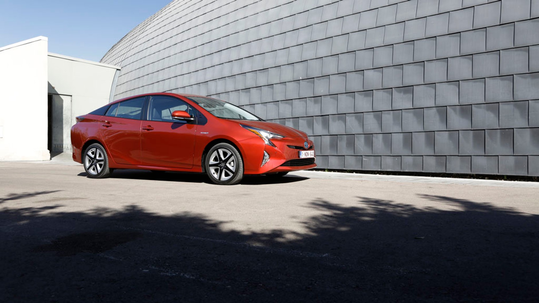 Toyota Prius IV - całkiem nowa jakość hybrydy
