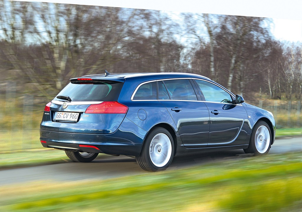 Czy nowy Passat kombi znowu okazał się lepszy od Insigni, Mondeo i Superba?