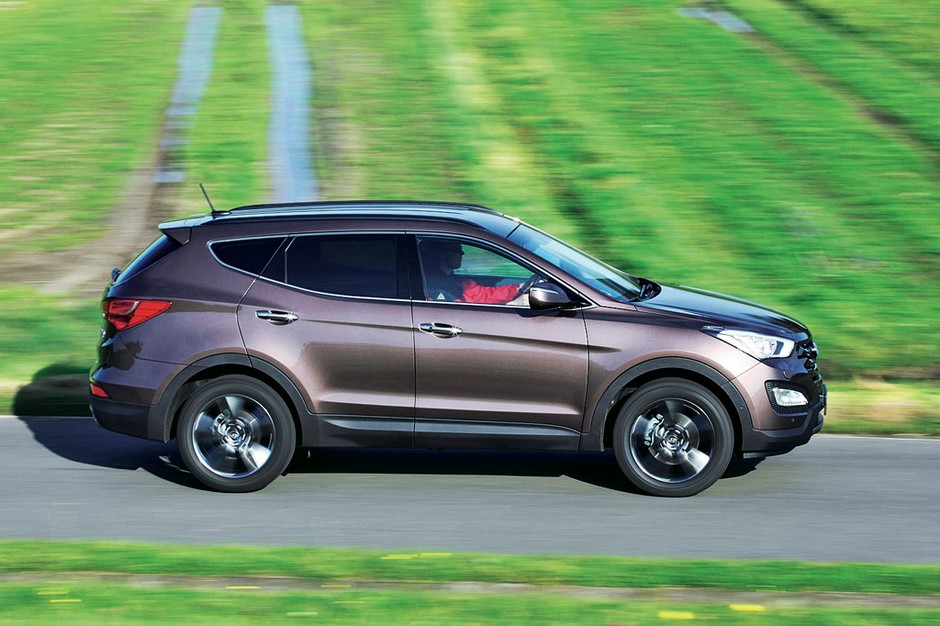 Nowy Hyundai Santa Fe kontra  BMW X3: kierunek luksus