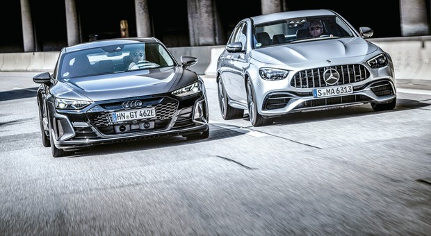 Audi RS e-tron GT i Mercedes-AMG E 63 S 4Matic+  – cisza elektryka kontra ryk V8