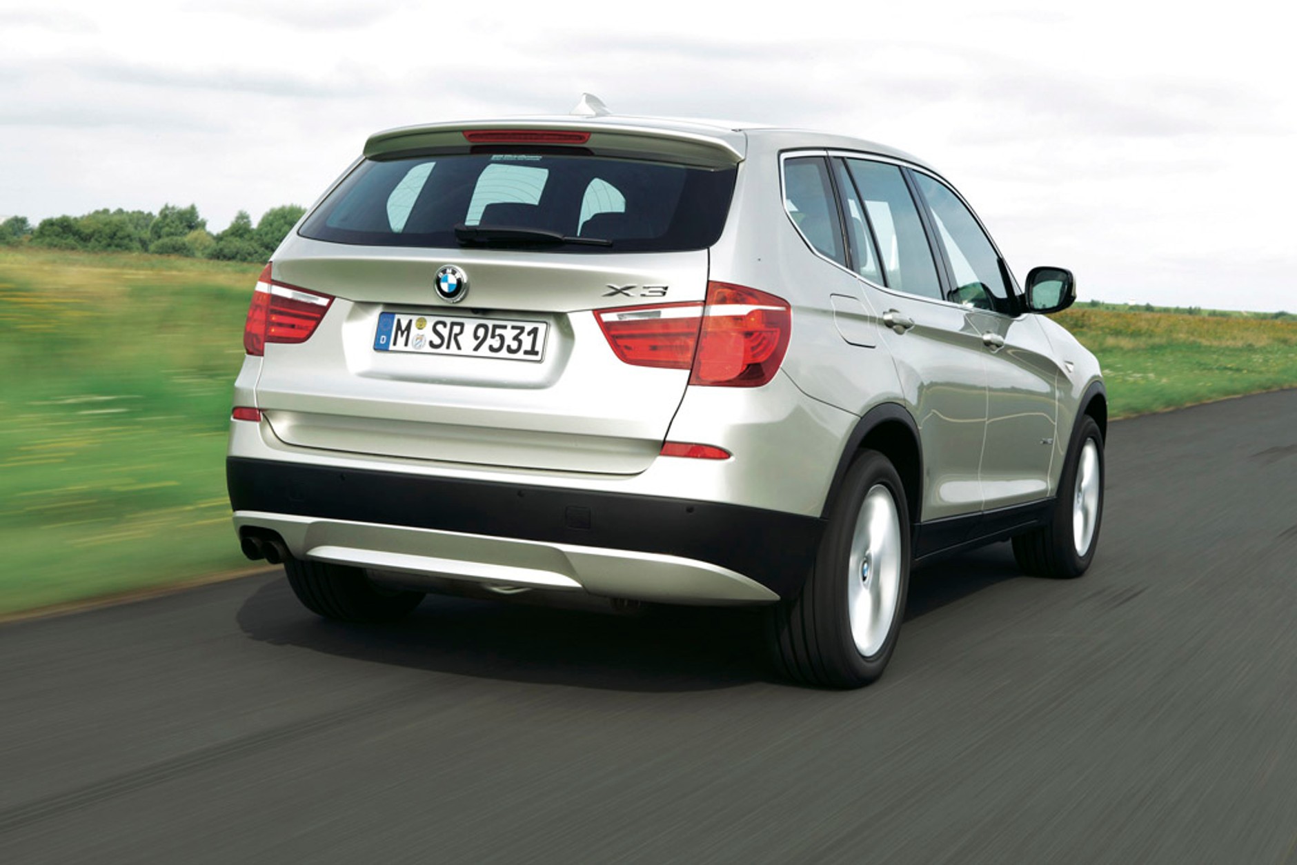 Audi Q5 kontra BMW X3 i VW Tiguan: który SUV okaże się najlepszy