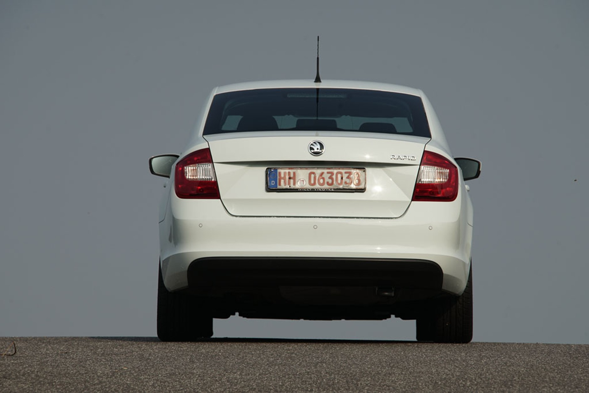 Fiat Tipo kontra Skoda Rapid - co oferują topowe wersje?