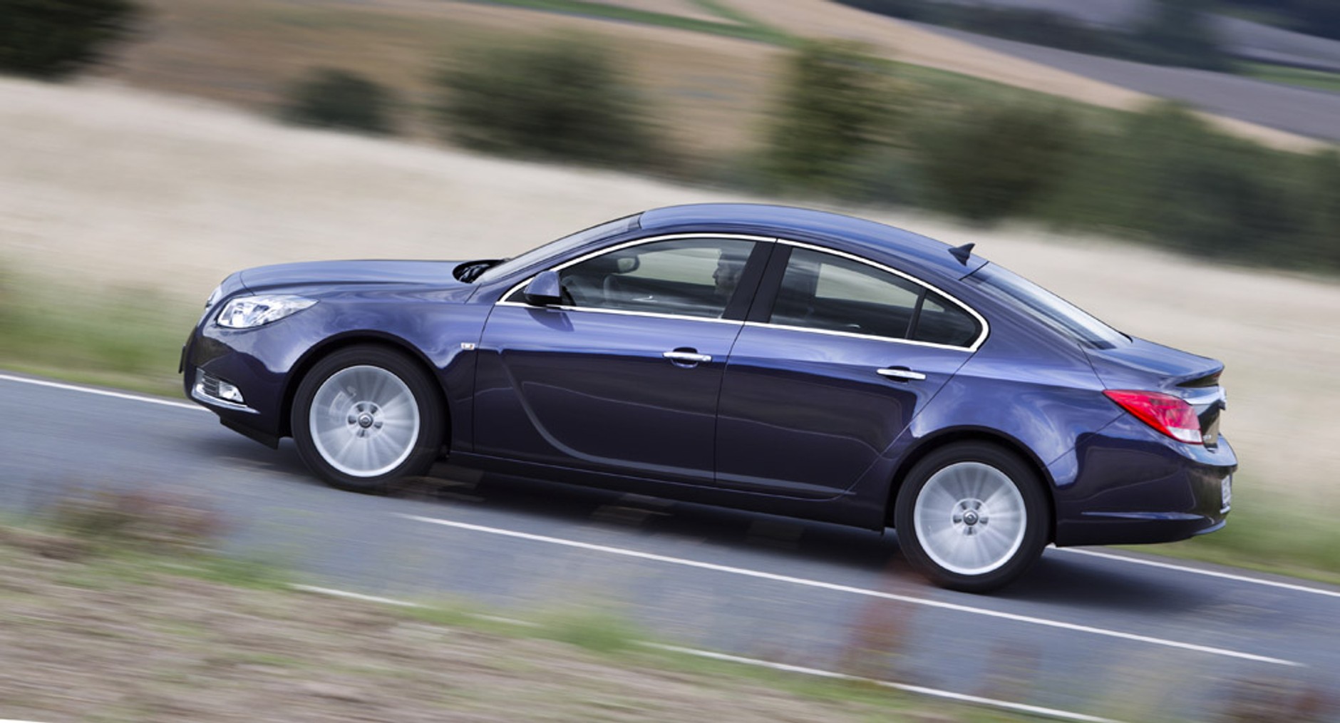 Opel Insignia 1.4 Turbo: duże auto, mały silnik. Czy to na pewno dobry pomysł?