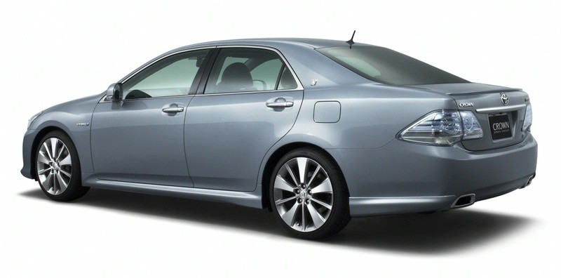 Tokio Motor Show 2007: Toyota Crown Hybrid: królewski sedan z napędem hybrydowym