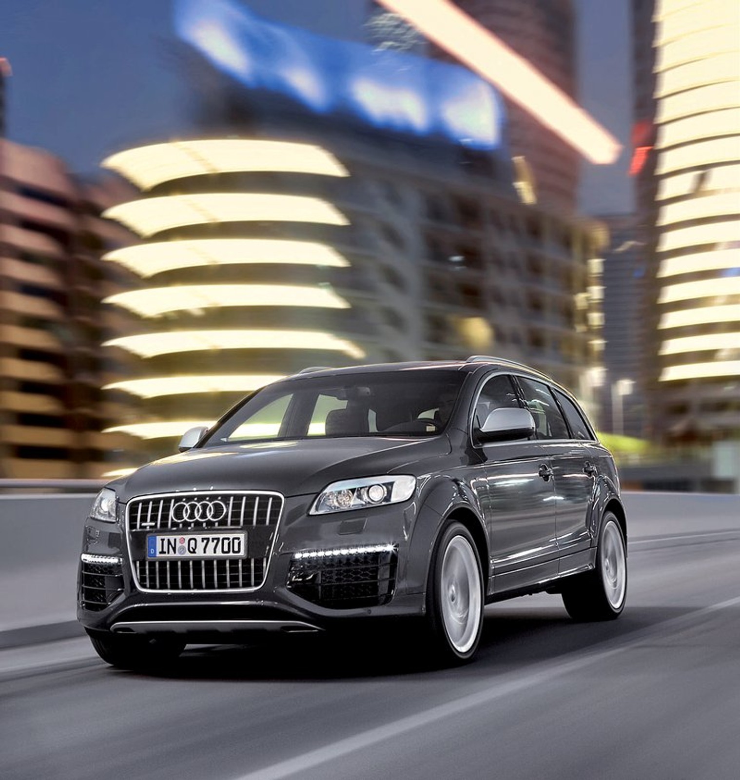 Audi Q7 V12 TDI – 500-konny SUV za 130 tys. €