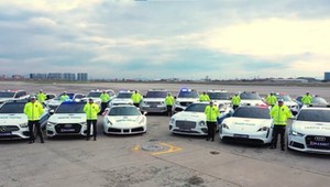 Wyjątkowe radiowozy tureckiej policji. Zyskała je od handlarza narkotyków