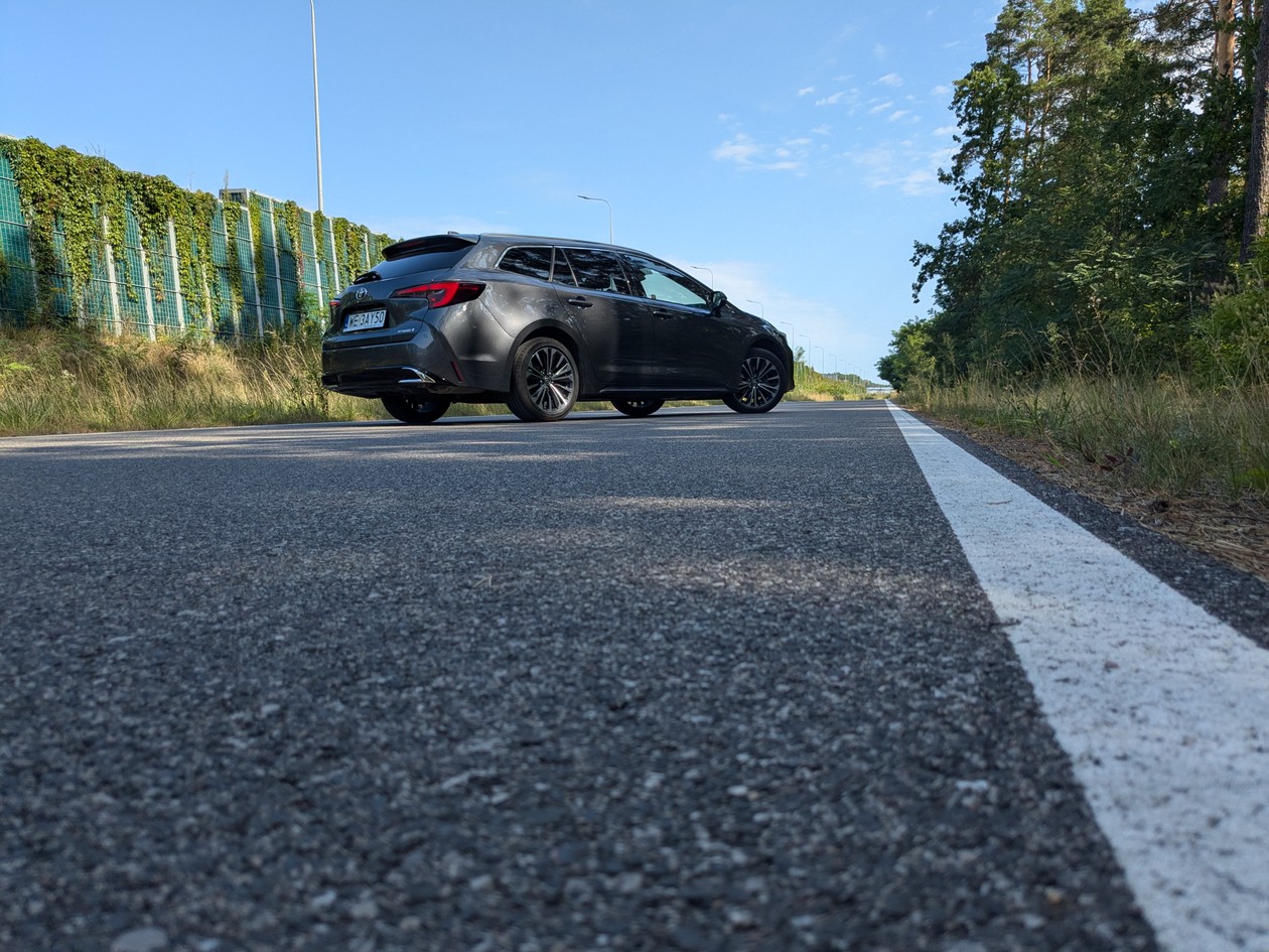 Toyota Corolla TS 1.8 Hybrid Style