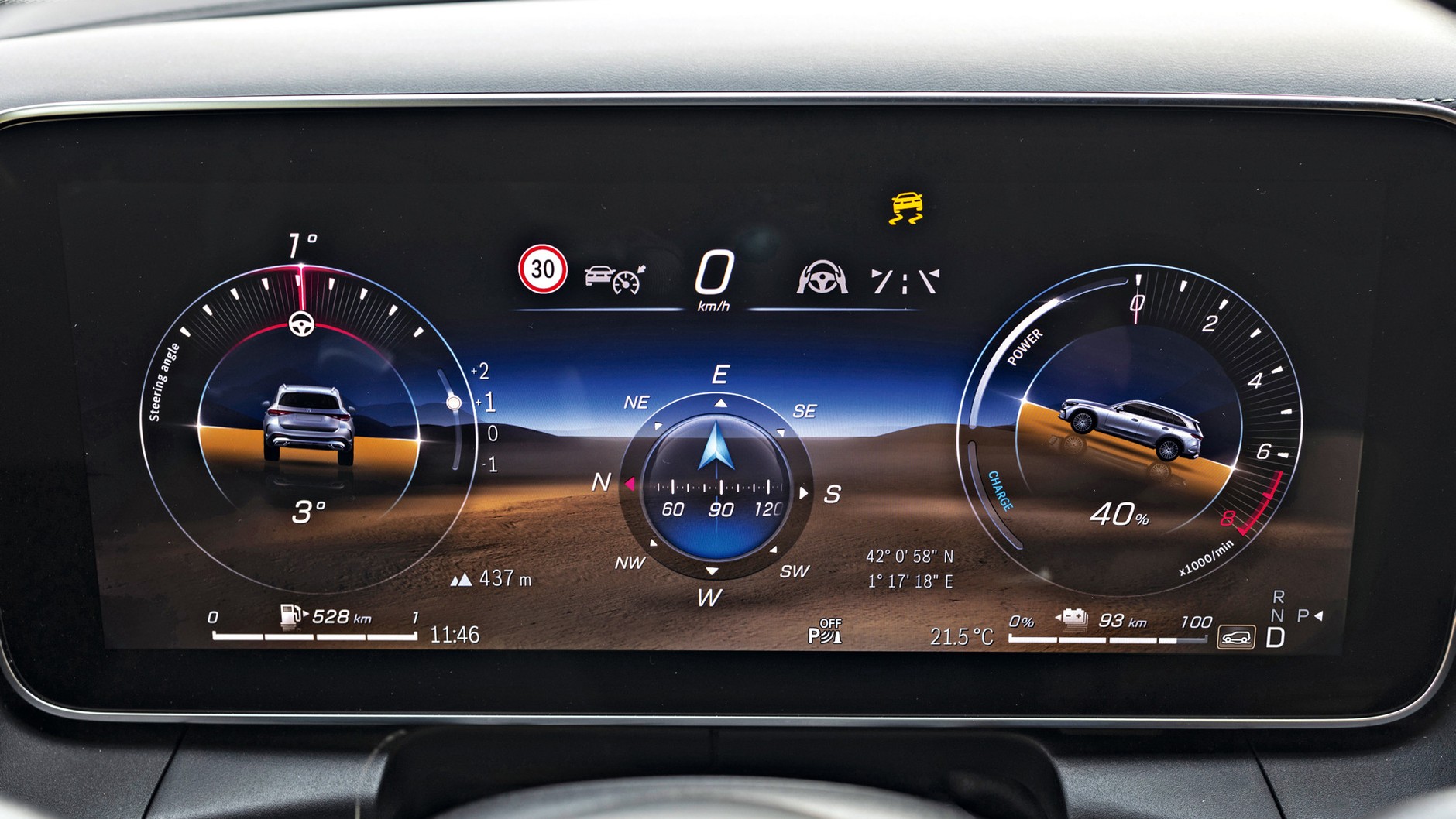 Na panelu wskaźników przed kierowcą można wyświetlić in-formacje terenowe