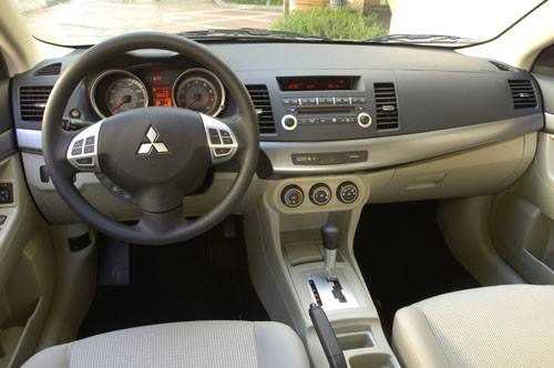 Mitsubishi Lancer - Nie dla grzecznych dziewczynek