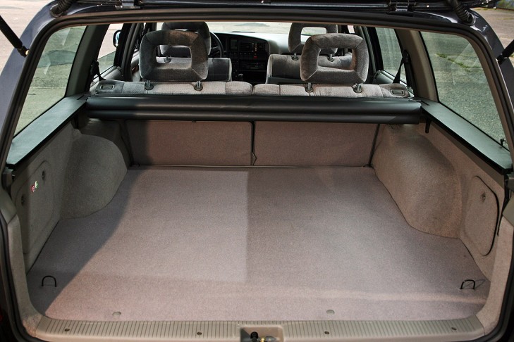 Opel Omega A Caravan