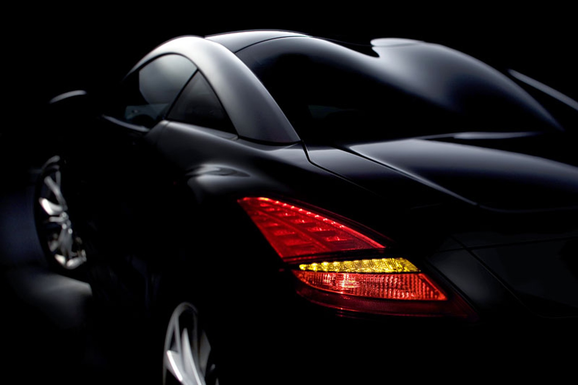 IAA Frankfurt 2009: Peugeot RCZ - odsłonięcie seryjnego coupé