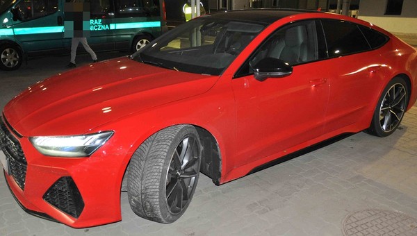 Przyjechał Audi RS7 na granicę z Ukrainą. Funkcjonariusze od razu nabrali podejrzeń