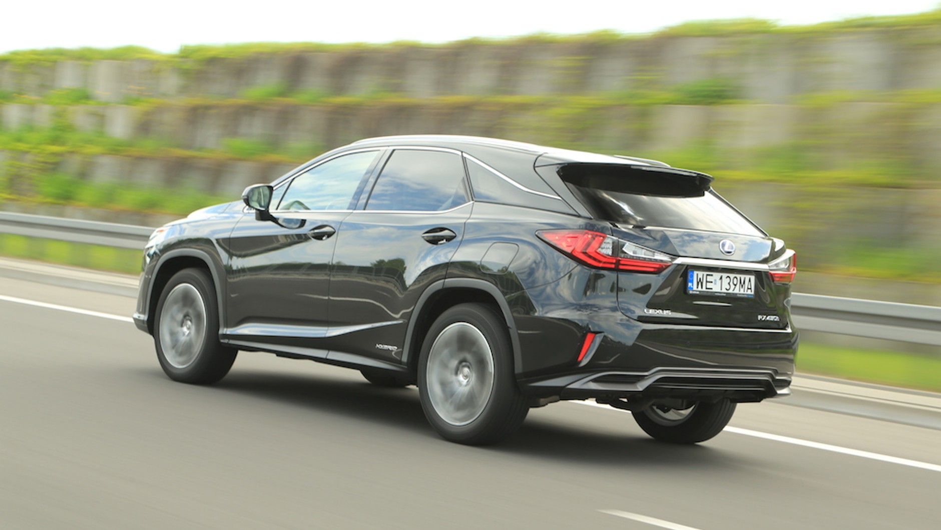 Lexus 450h