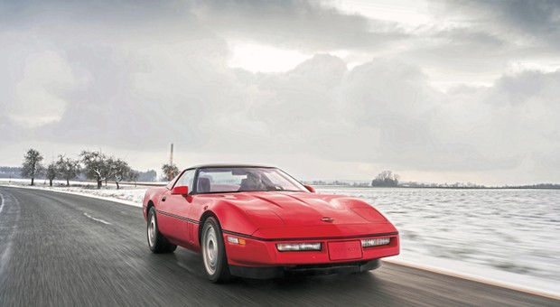 Corvette C4 ZR-1: uczyniła Amerykę znowu szybką. Pomogli Anglicy i Niemcy