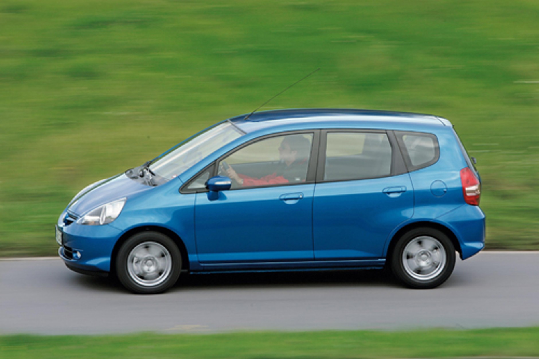 Japońskie "maluchy" atakują!