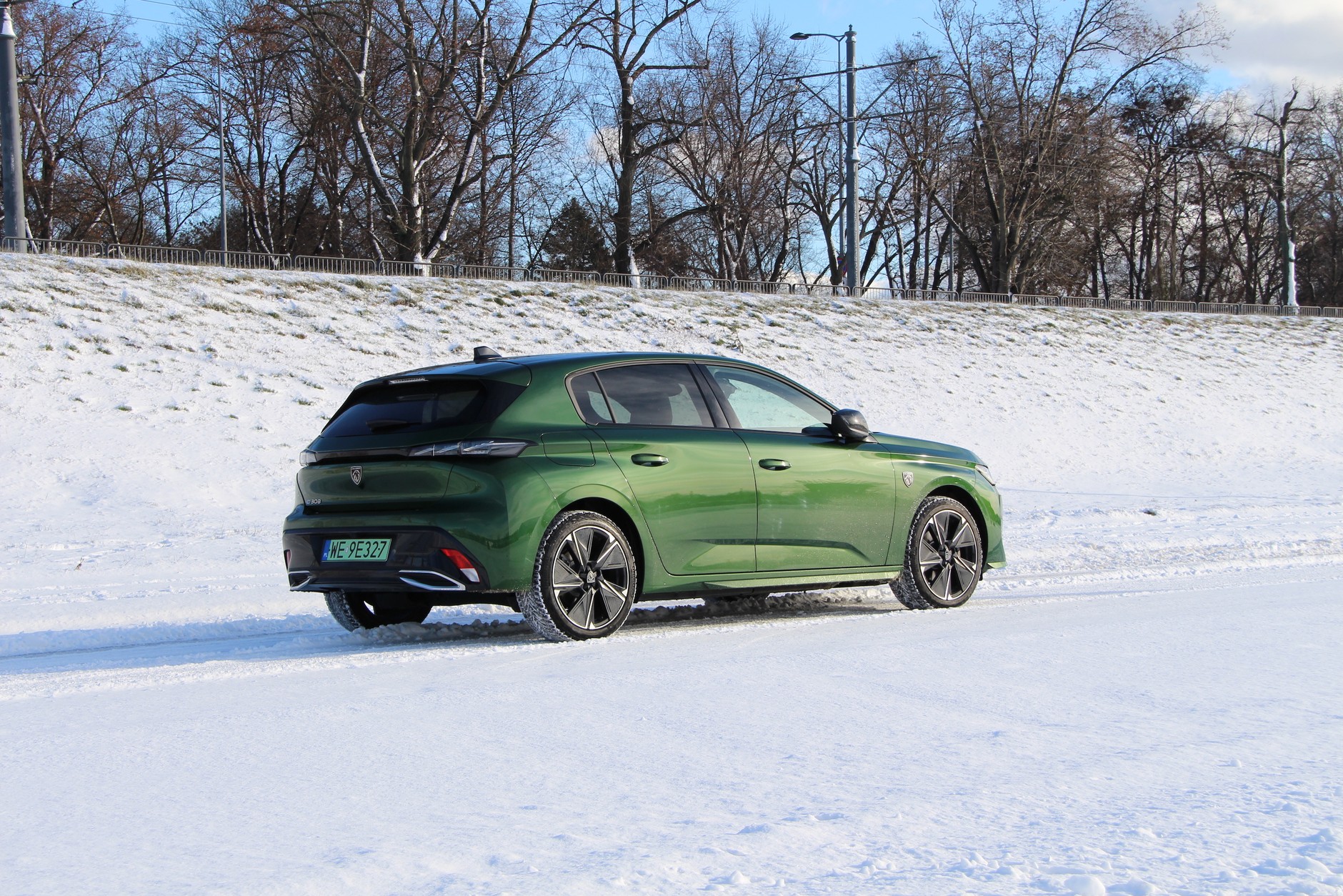 Peugeot E-308 First Edition
