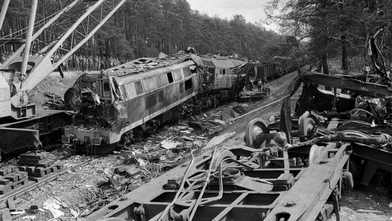 Katastrofa kolejowa pod Otłoczynem - 19.08.1980