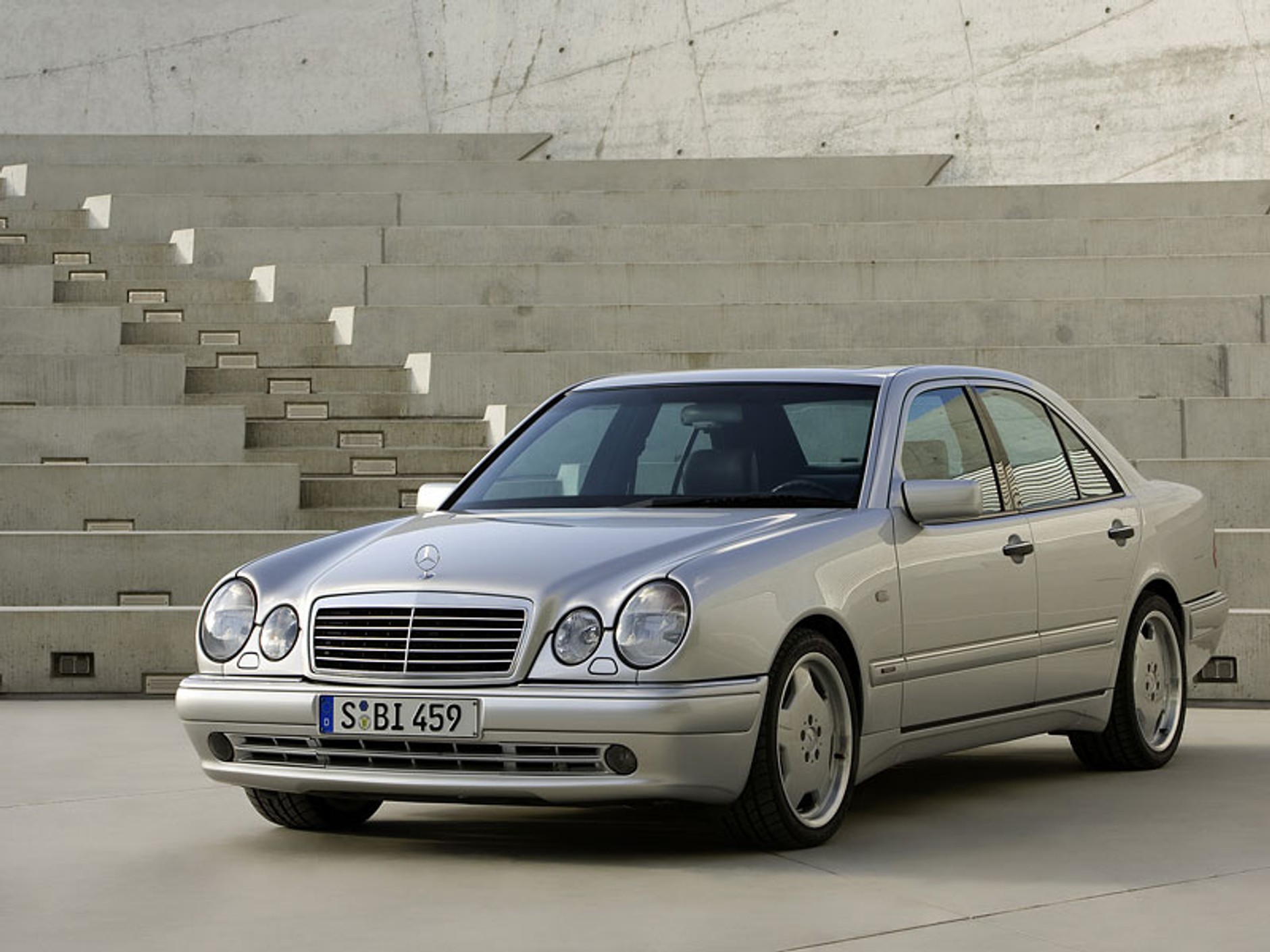 AMG obchodzi czterdziestkę