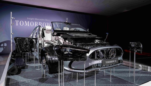 Nowe Mercedesy mają znów być naprawialne