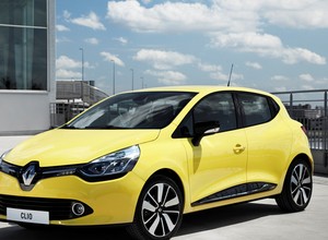 Renault Clio IV: auto generacji Facebooka