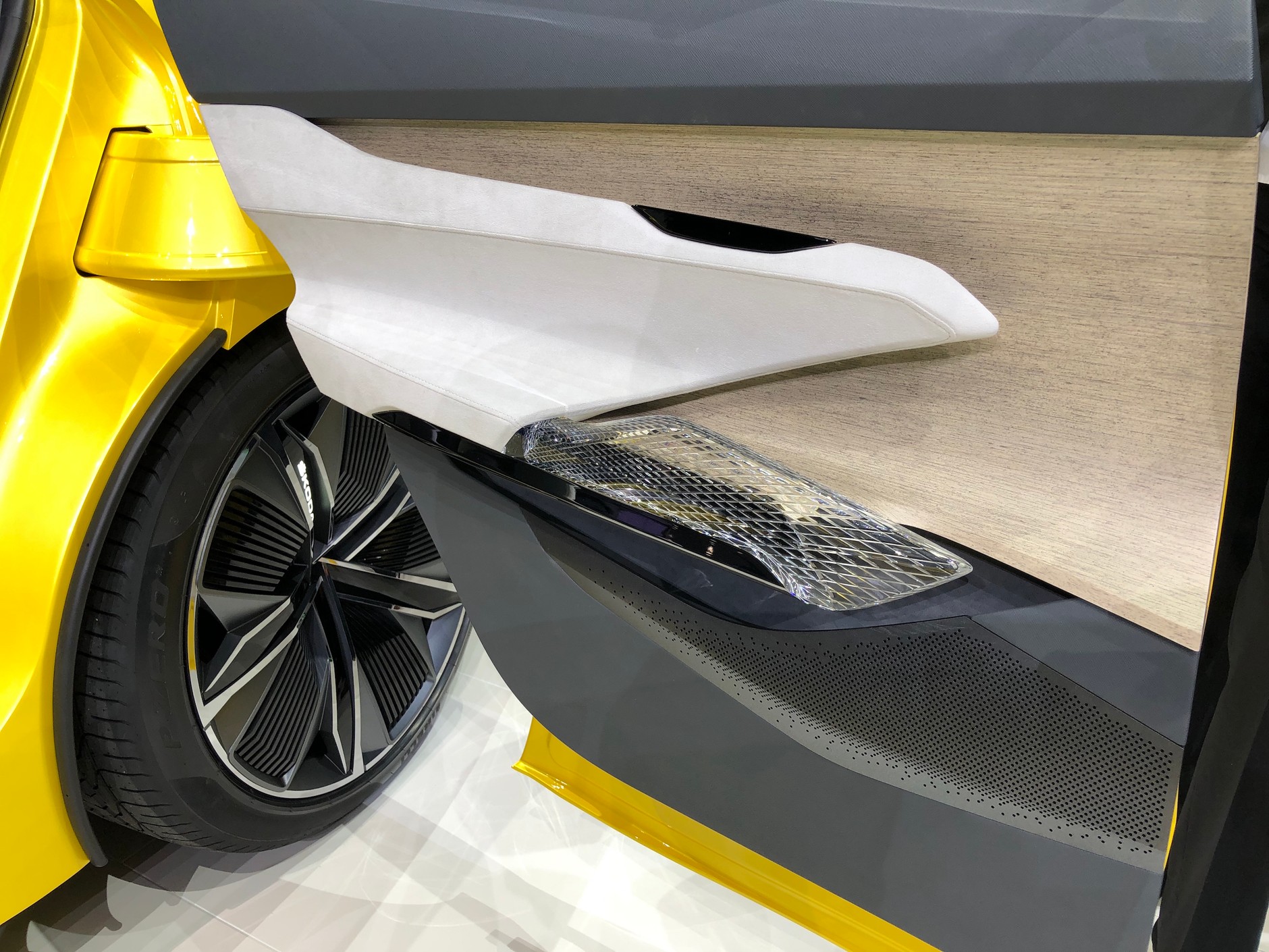 Skoda Vision iV