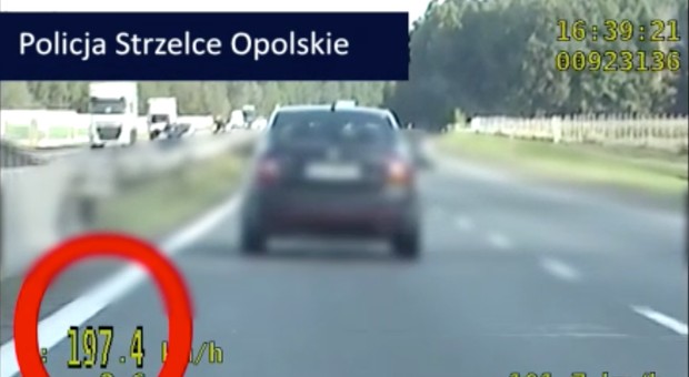 Uzbierał aż 24 punkty karne na autostradzie. Od teraz musi się pilnować [WIDEO]