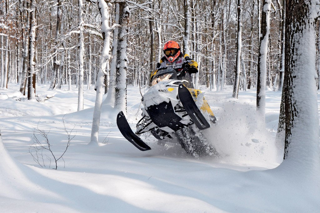 Skuter śnieżny to inny wymiar off-roadu