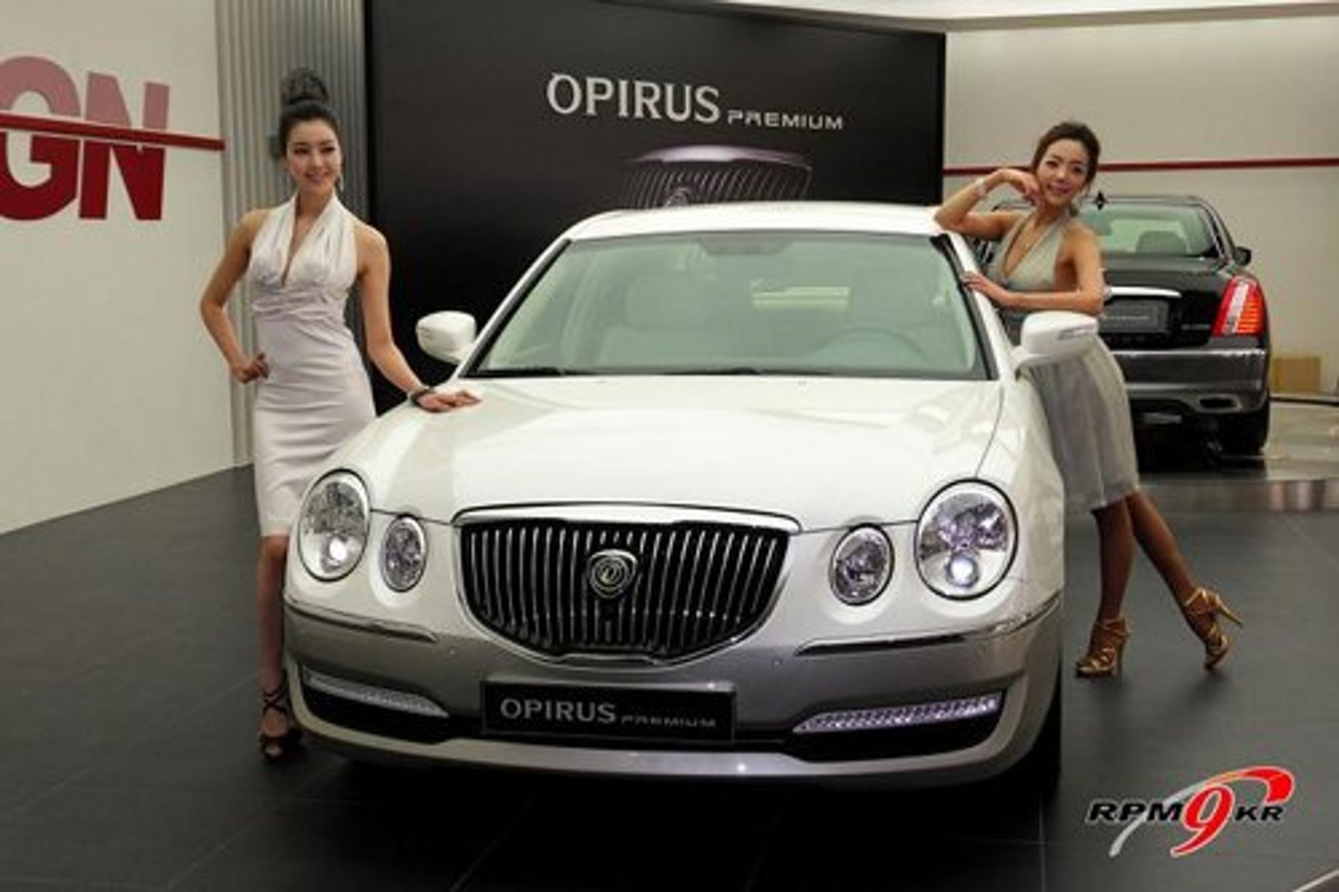 KIA Opirus - Lifting koreańskiej limuzyny