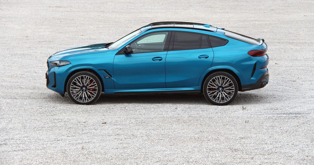 BMW X6 M60i
