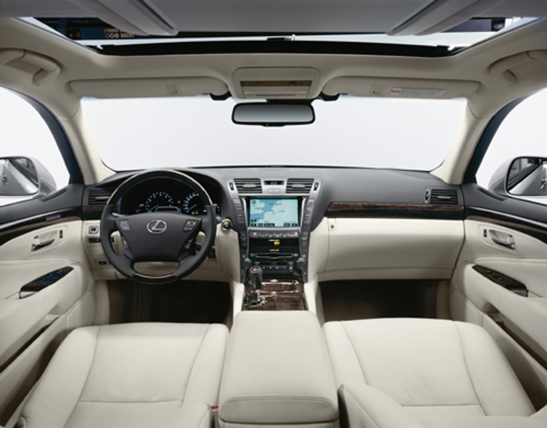 Lexus LS 460 - Maksymalny luksus