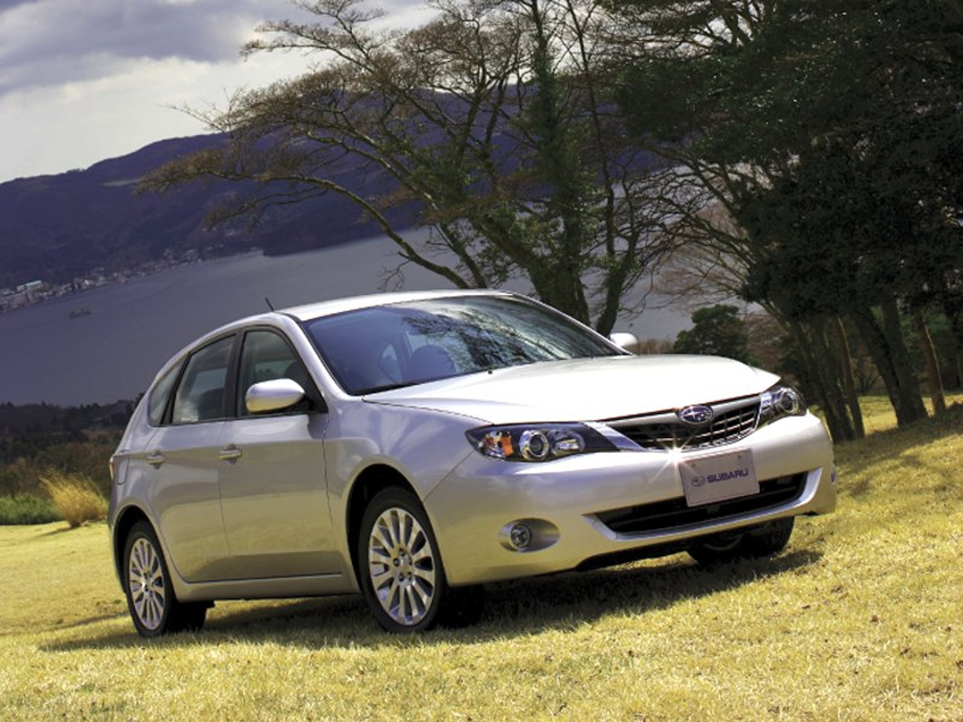 Nowe Subaru Impreza sedan i hatchback