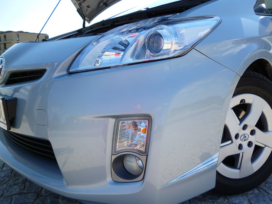 Mówisz hybryda, myślisz Prius