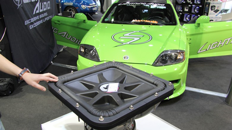 AMICOM 2012 - Zobacz nowości CAR AUDIO z Lipska