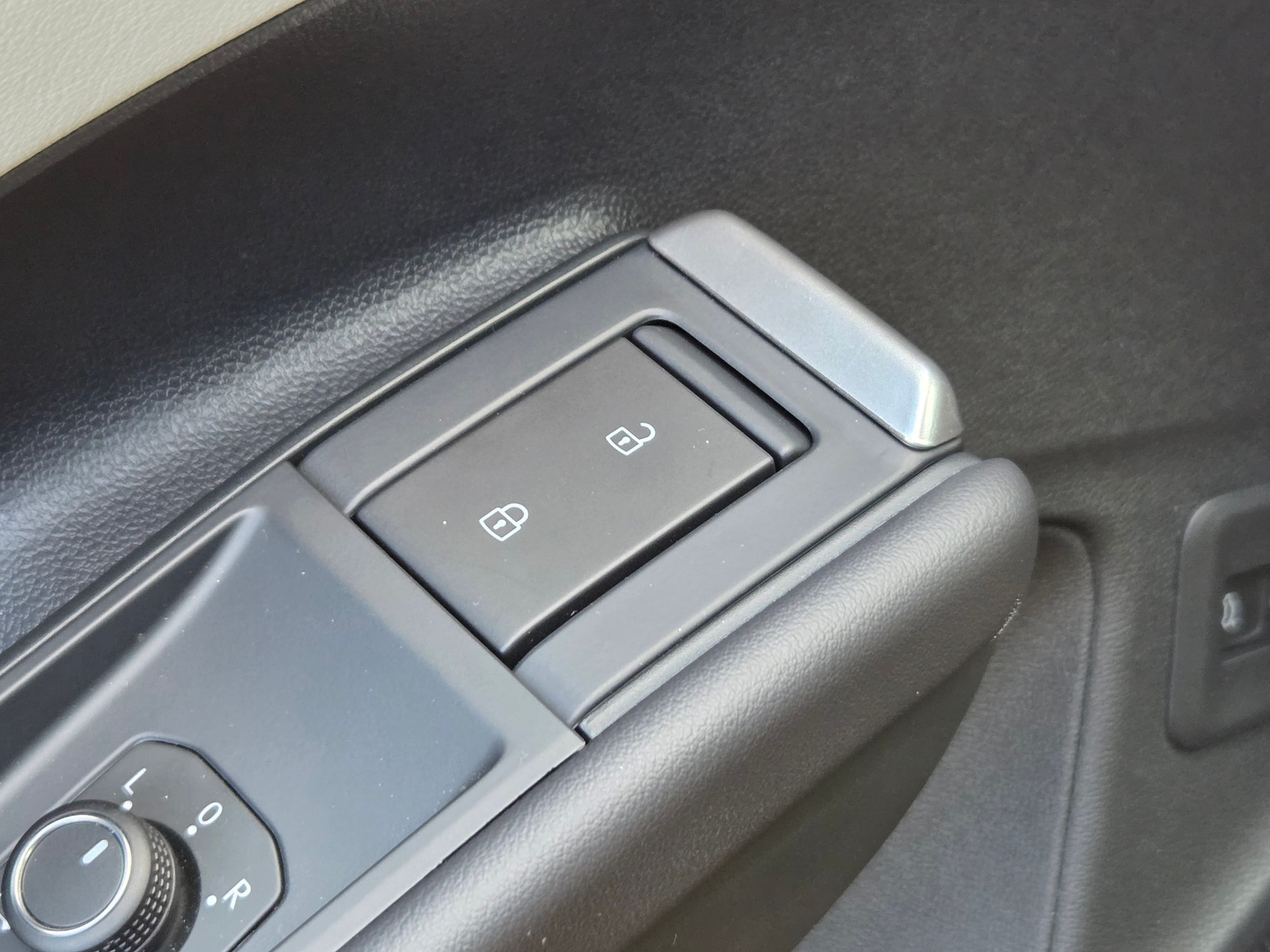 Volkswagen T-Roc 1.5 eTSI Style 2026
