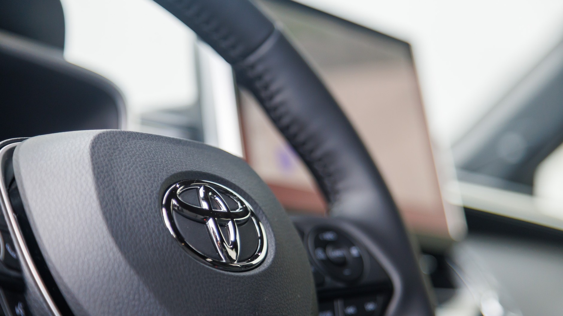 Toyota Corolla Cross Executive 2.0 Hybrid Dynamic Force 178 KM AWD-i e-CVT