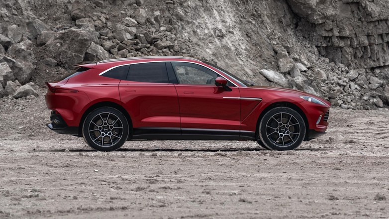 Aston Martin DBX