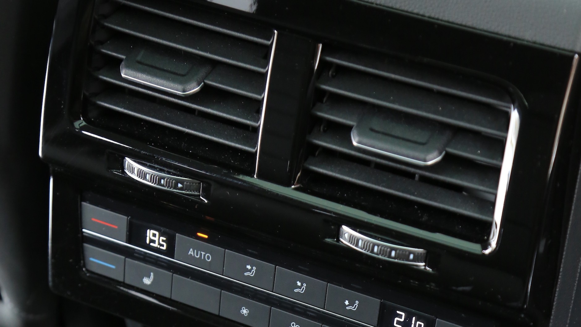 Volkswagen Touareg R eHybrid