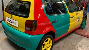 Najbardziej kolorowe auto na aukcji WOŚP. Wiedziałeś, że to oryginał? 