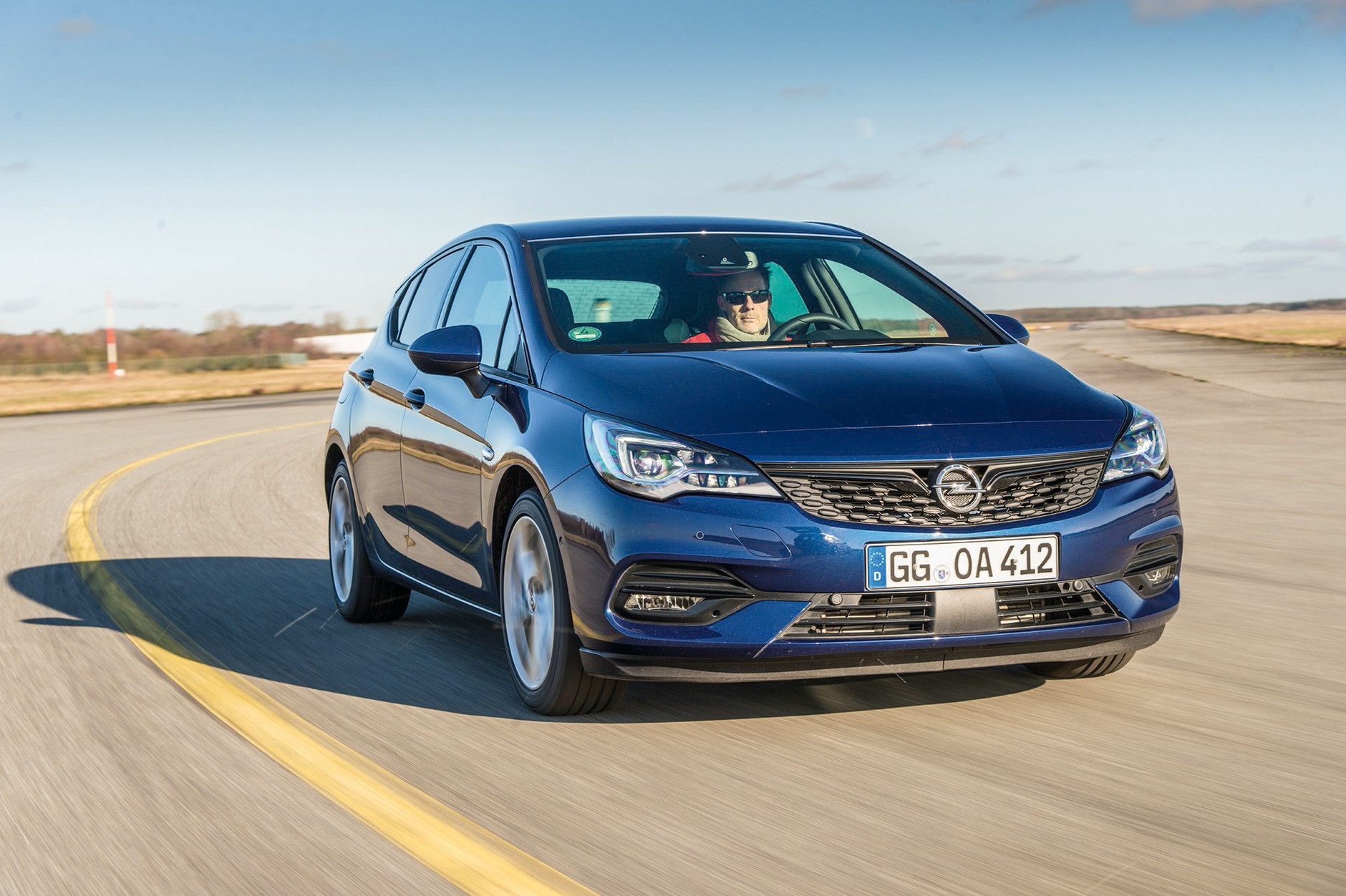 Porównanie: VW Golf VIII kontra BMW serii 1, Kia Ceed, Mercedes klasy A i Opel Astra