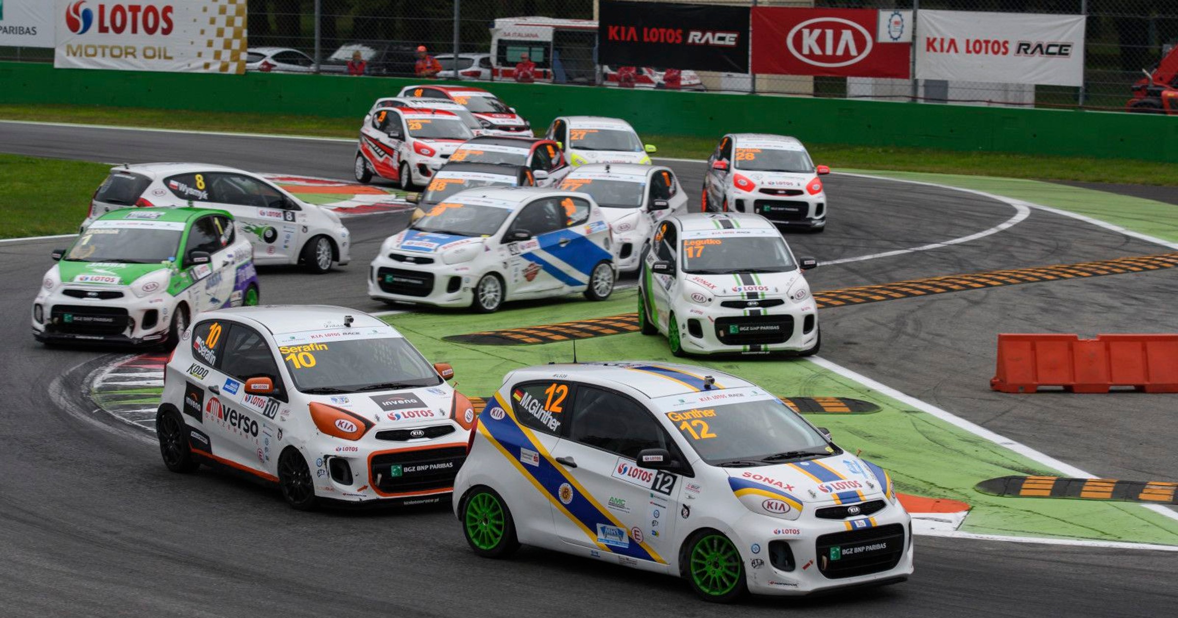 Kia Lotos Race