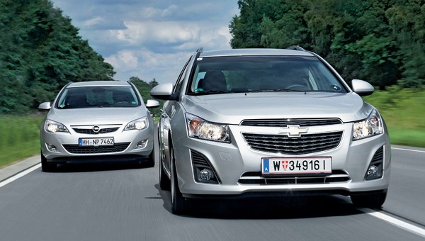 Chevrolet Cruze Kombi kontra Opel Astra Sports Tourer: które kombi jest lepsze